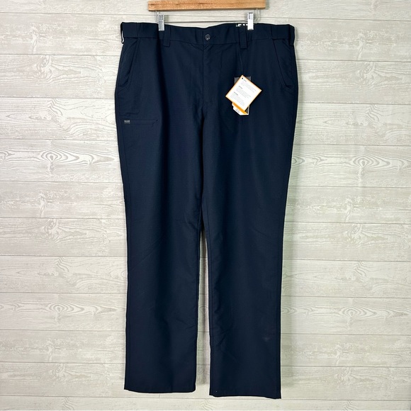 5.11 Tactical Dark Navy Blue Street Cargo Pants 42 x 36 Fast-Tac Urban New - Picture 1 of 6